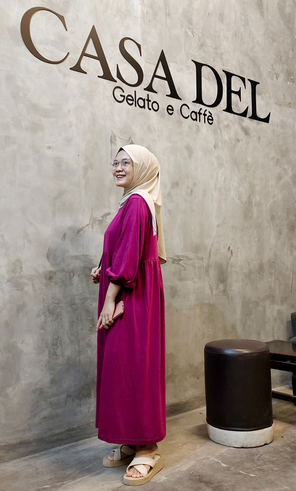 yuli yanti profile icon