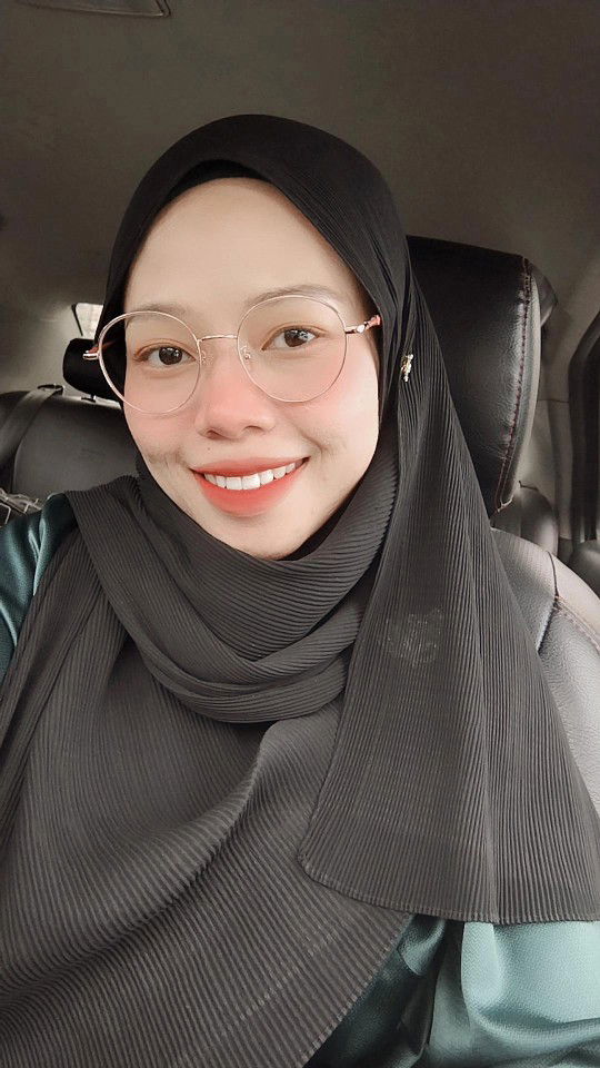 Farah Assheqen profile icon