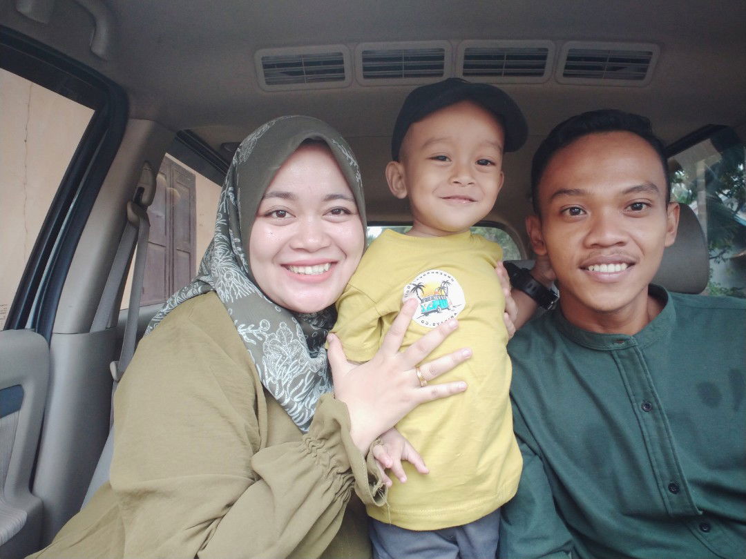 isra nabila  profile icon