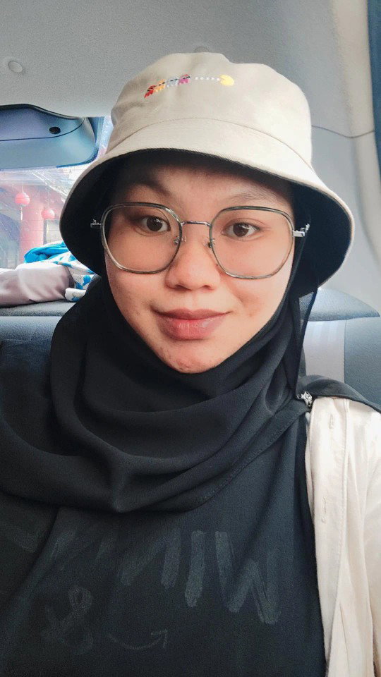 Nur Azyyati profile icon