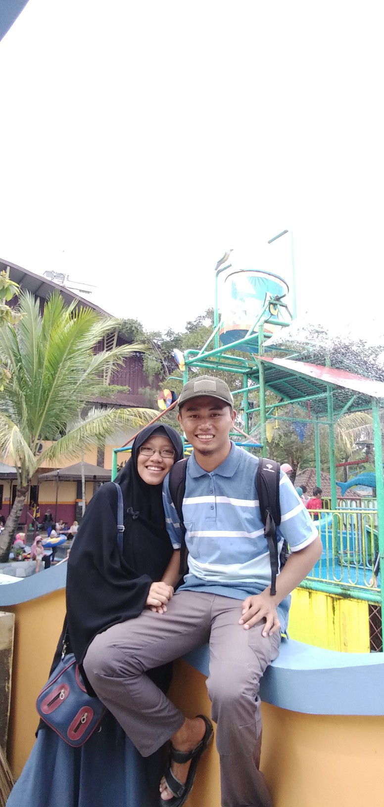 Desi Rustini profile icon