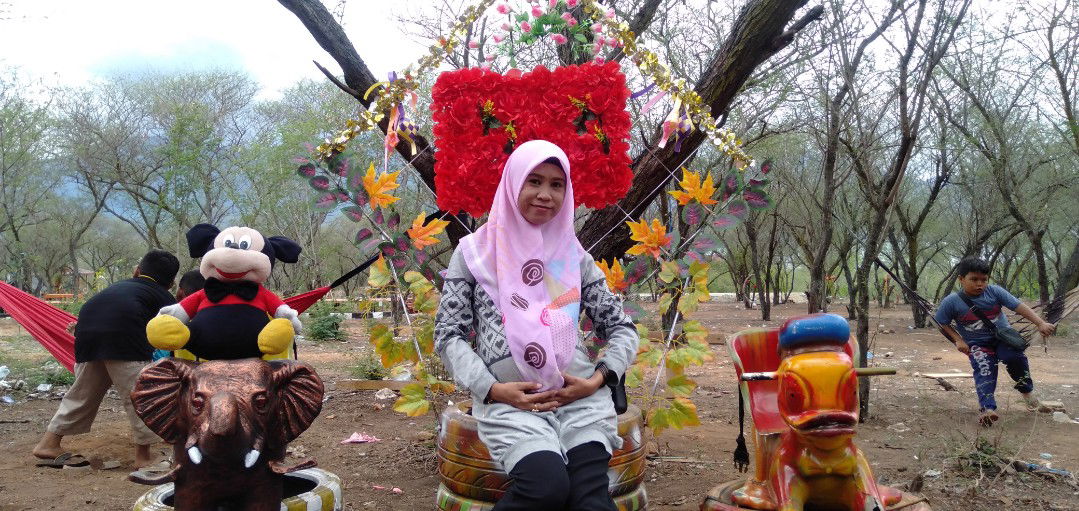 Rosna Zaros profile icon