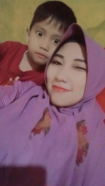 neng nia daniati  profile icon