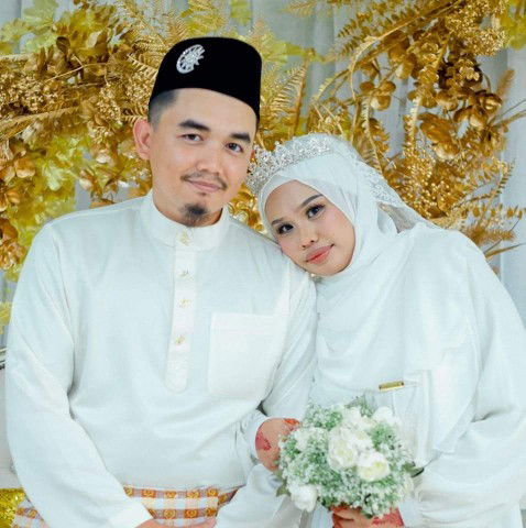 Siti Nurhaneez profile icon