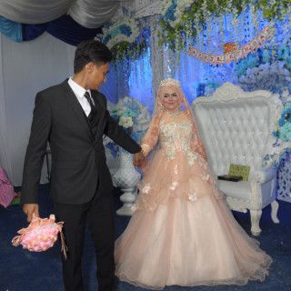 Miss Hairil profile icon