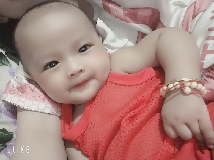 Truong Nhi profile icon