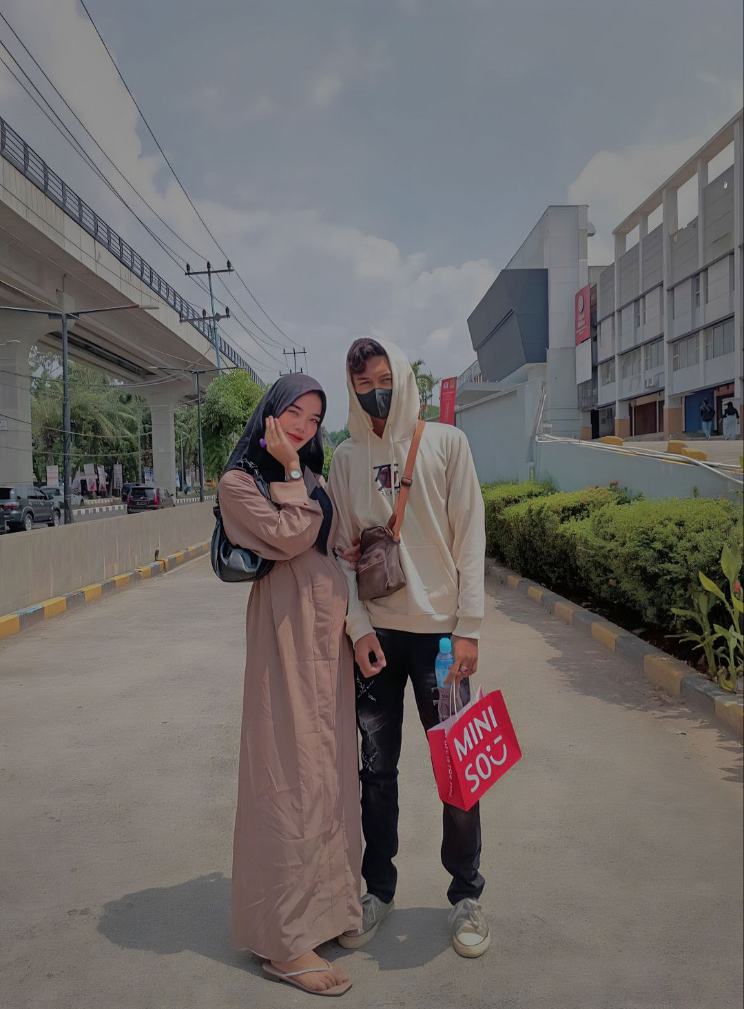 Witri andi profile icon