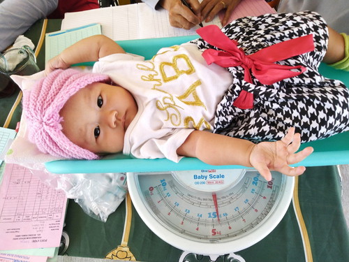 bayi 4 bulan masih suka gumoh