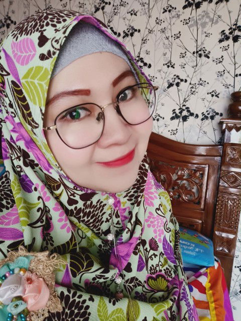 Fitria Rida profile icon