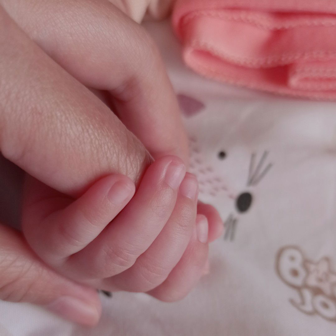 Deby Lorenza profile icon