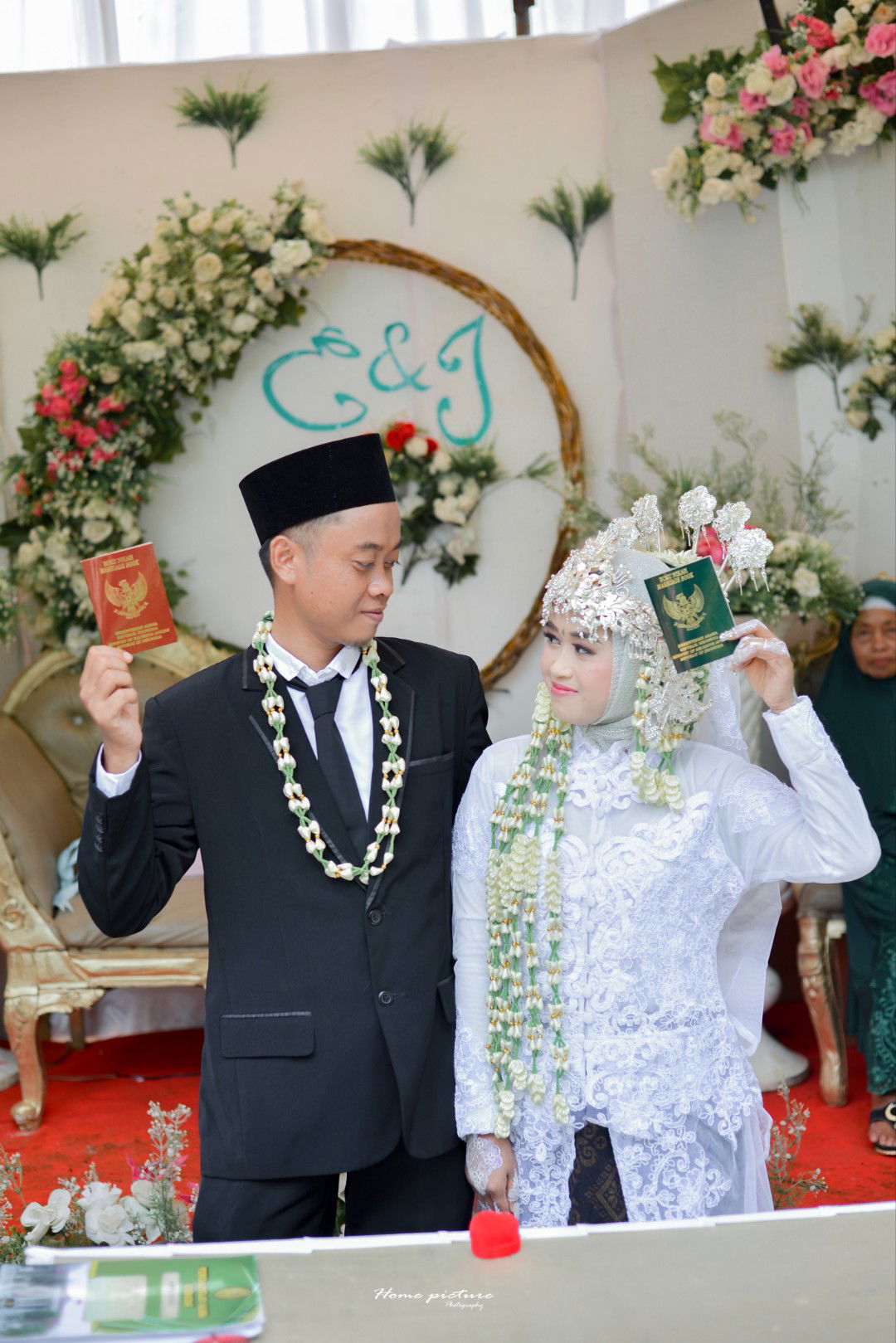 Ikha Purnawati profile icon