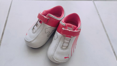 ส่งต่อรองเท้า Puma