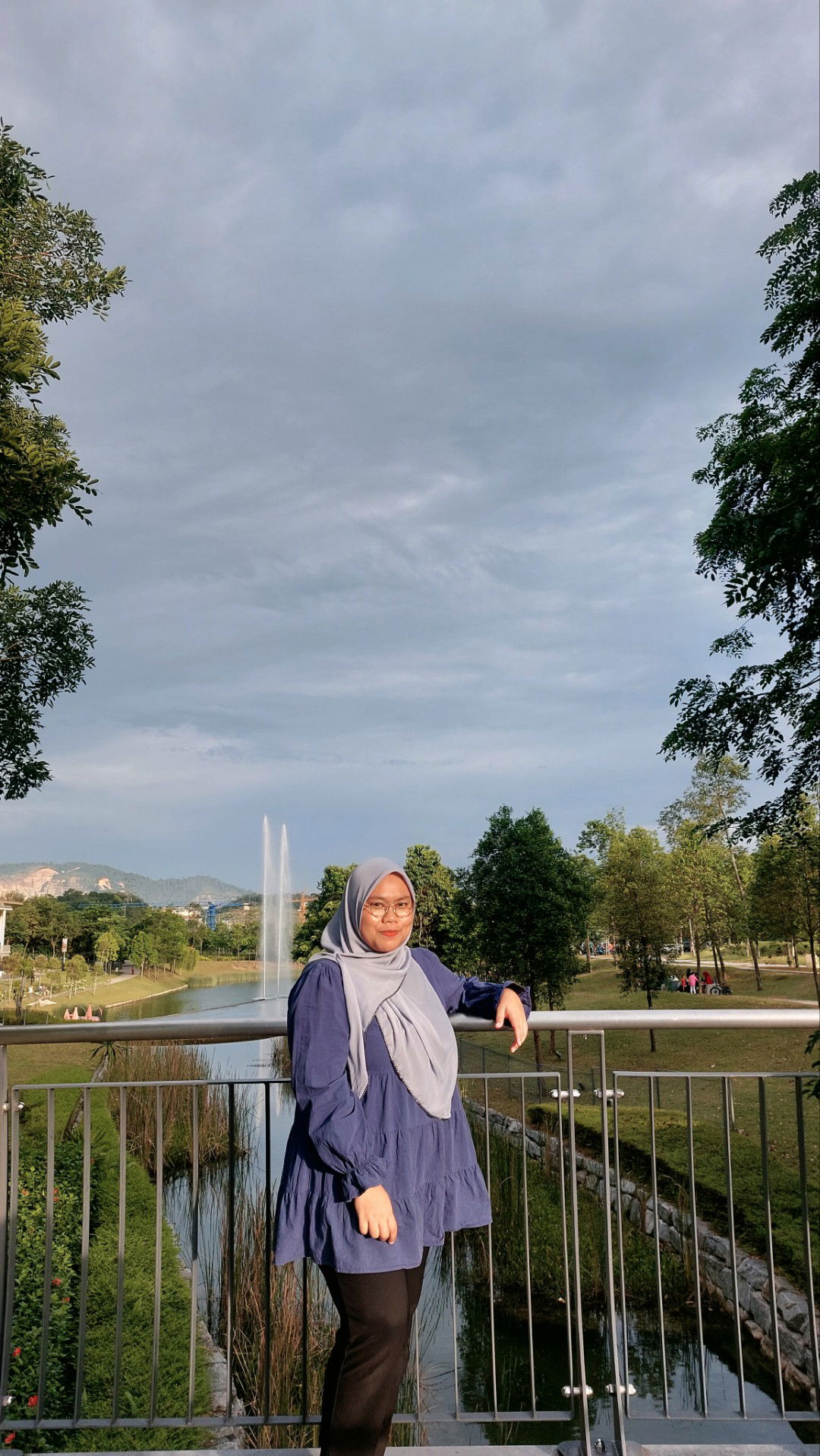 Waniey Zamri profile icon