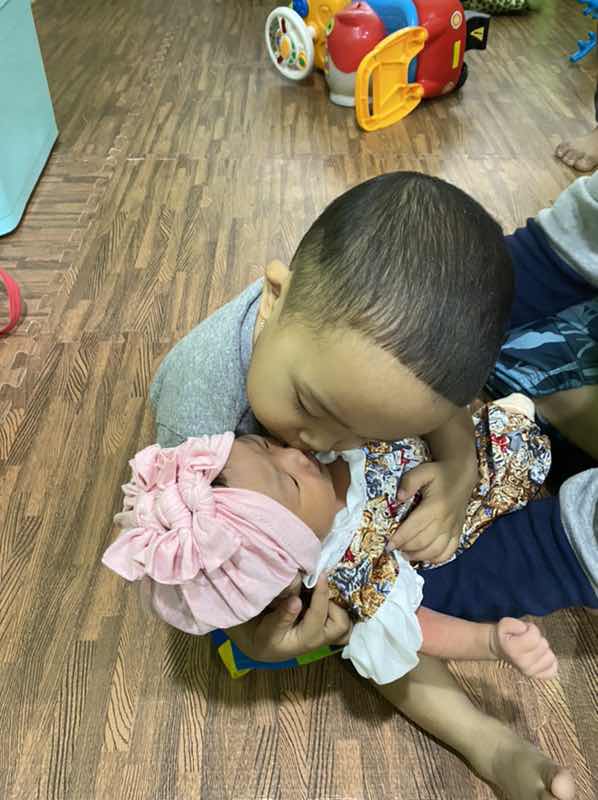 PooZii KittiYa profile icon