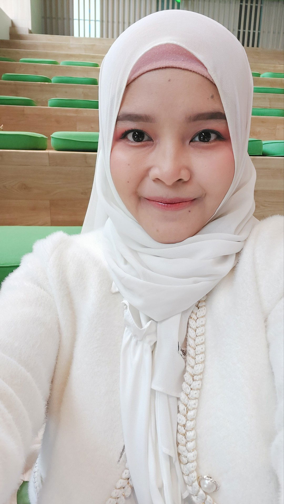 Munig Hartawati profile icon