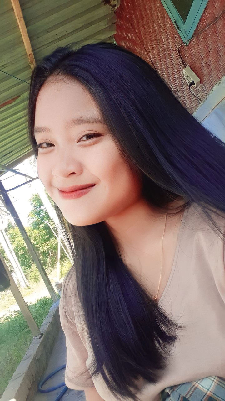 Elly Mayang profile icon