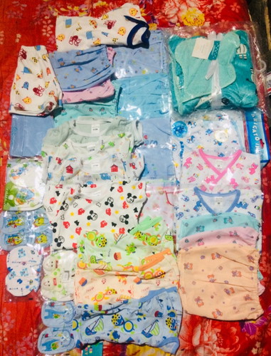 เสื้อผ้าลูก