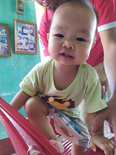 con e được 11thang mà con lười ăn quá. các mom có bí quyết gì k