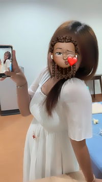 natnaree profile icon