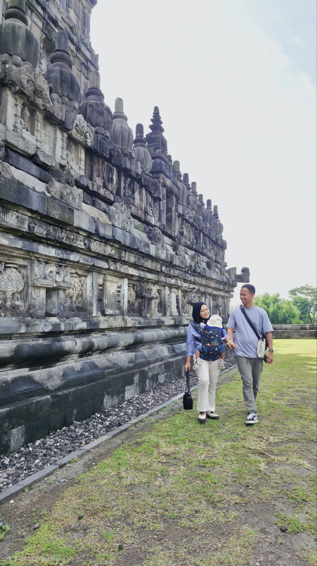 indah andriani profile icon