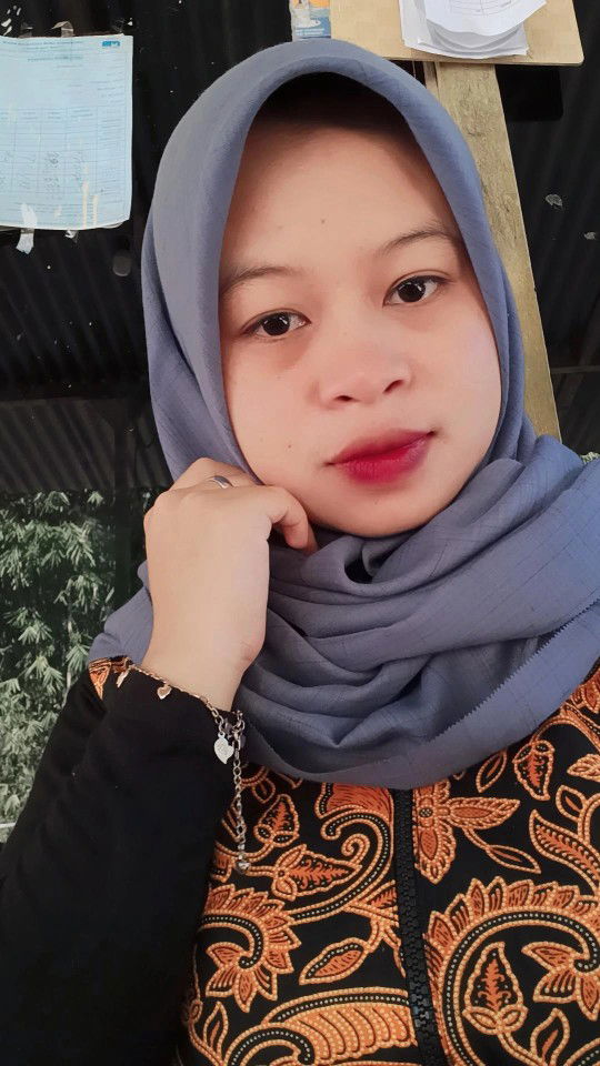 Monika Apriani profile icon