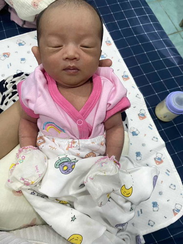 ตาน้องเหมือนคนแก่