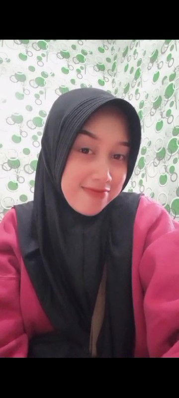 fike Damayanti  profile icon