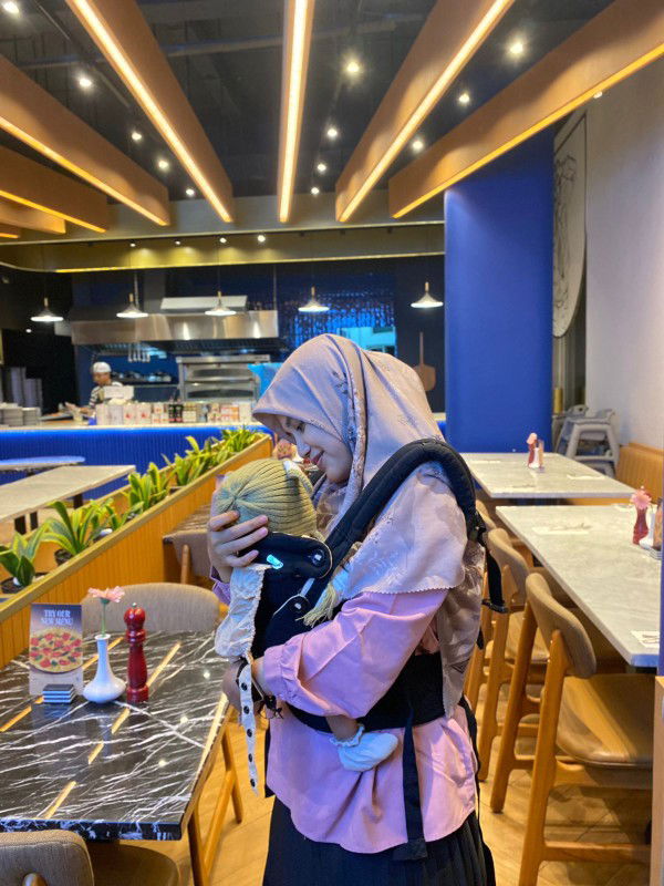 Ainun Larasati profile icon