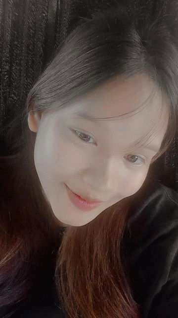 น้ำ 'เเข็ง'ง profile icon