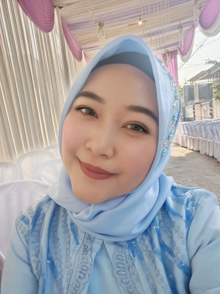 Duwi Intan profile icon