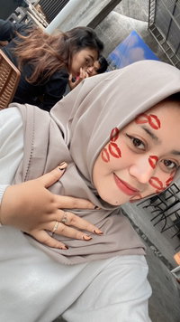 Devi Ria Susanti profile icon