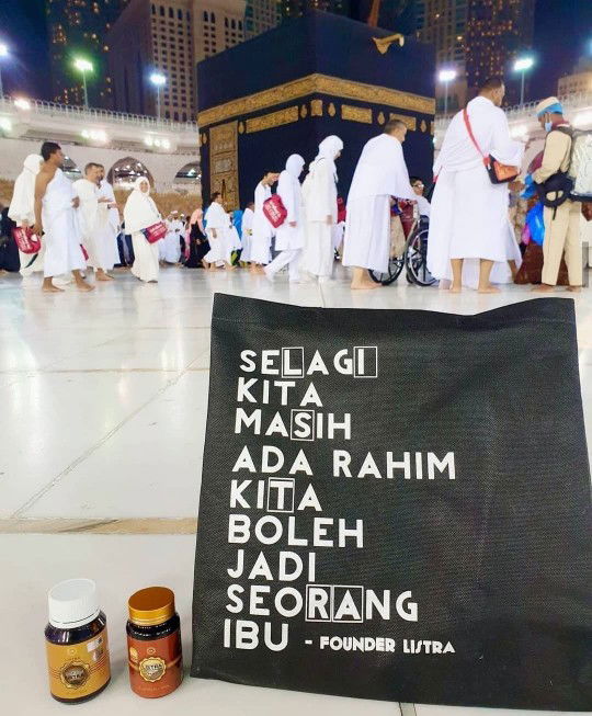 Cahaya Ein profile icon