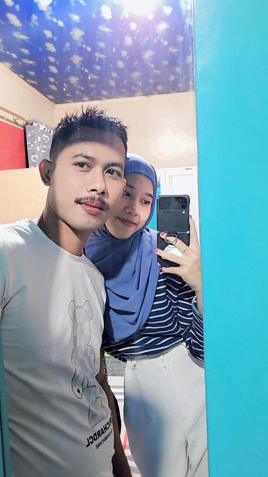 Mauudiinnaa Syafiraa profile icon