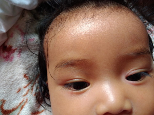 magtatanong po ka momshi
