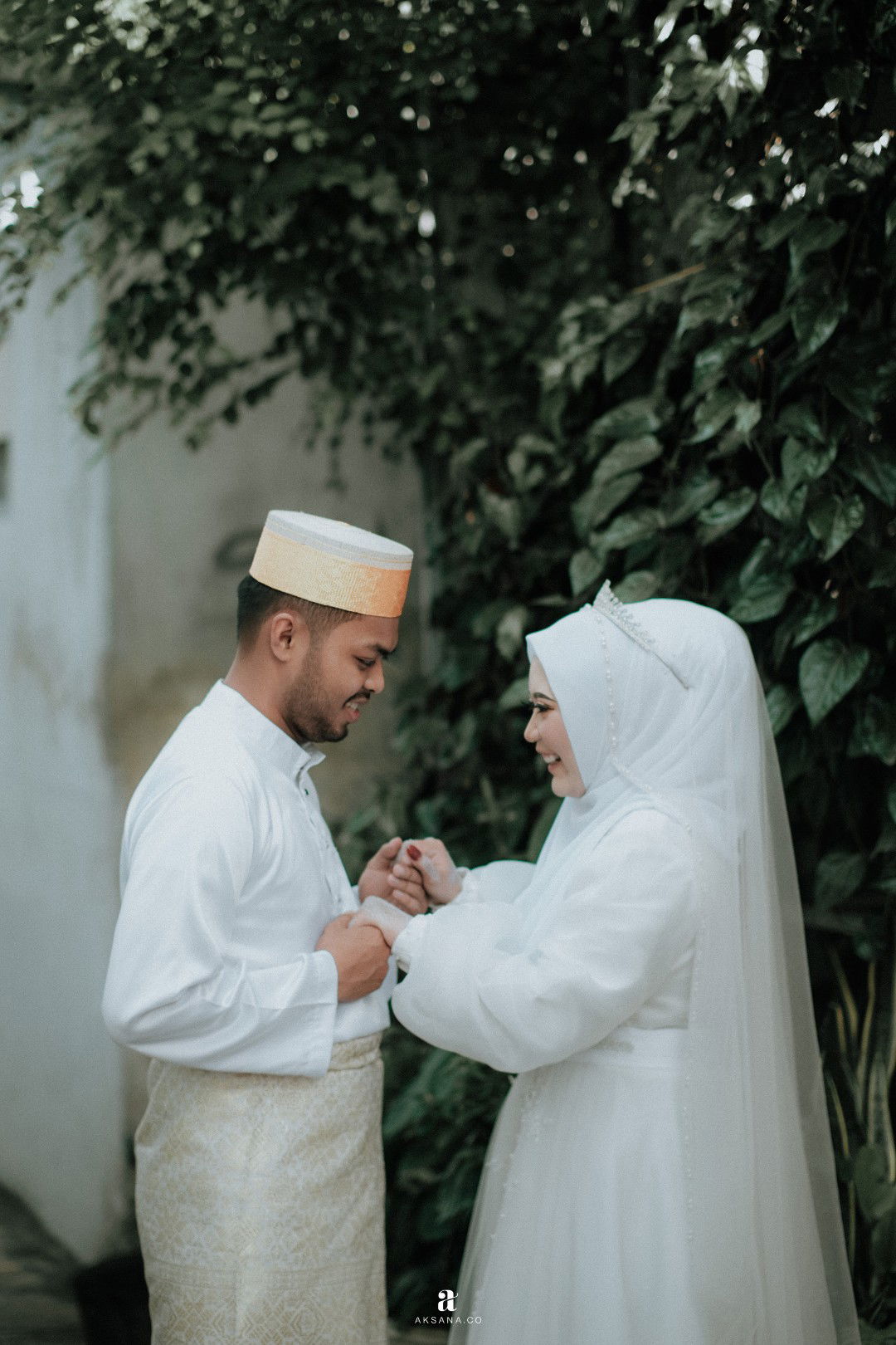 krismaya mega profile icon