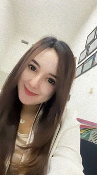 Della Novanda Elminia Putri profile icon