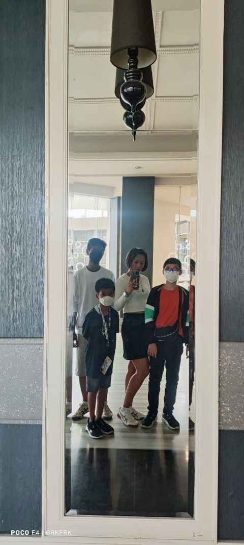 Yolla Utami profile icon