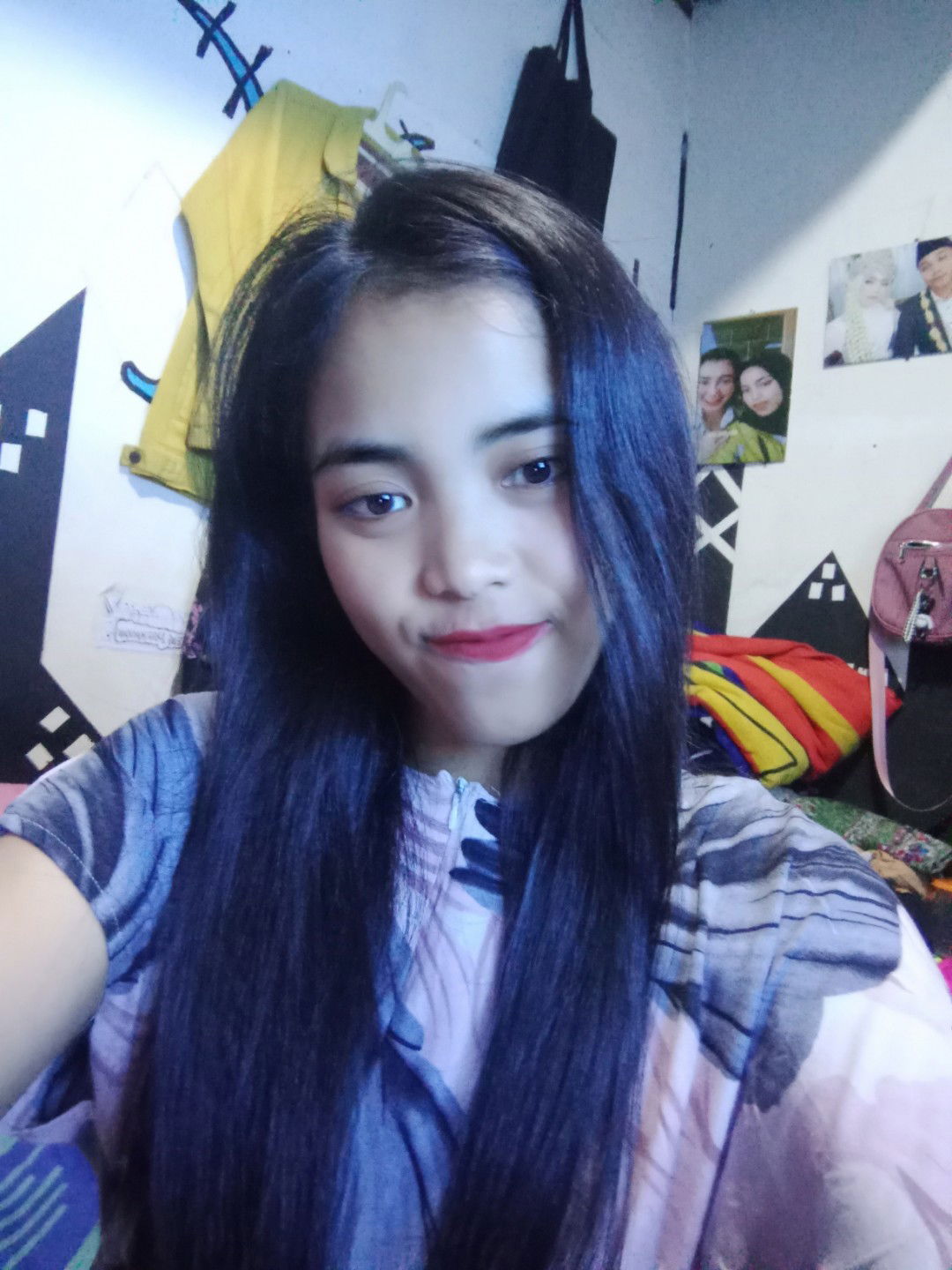 Reni Fitriani profile icon