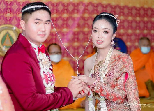 P'Milk Alone-z profile icon