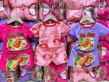 ủng hộ cho e có tiền mua bỉm và sữa ạ