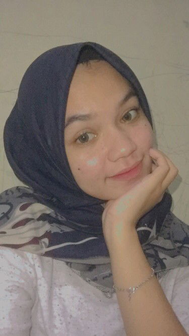 febby adela putri profile icon