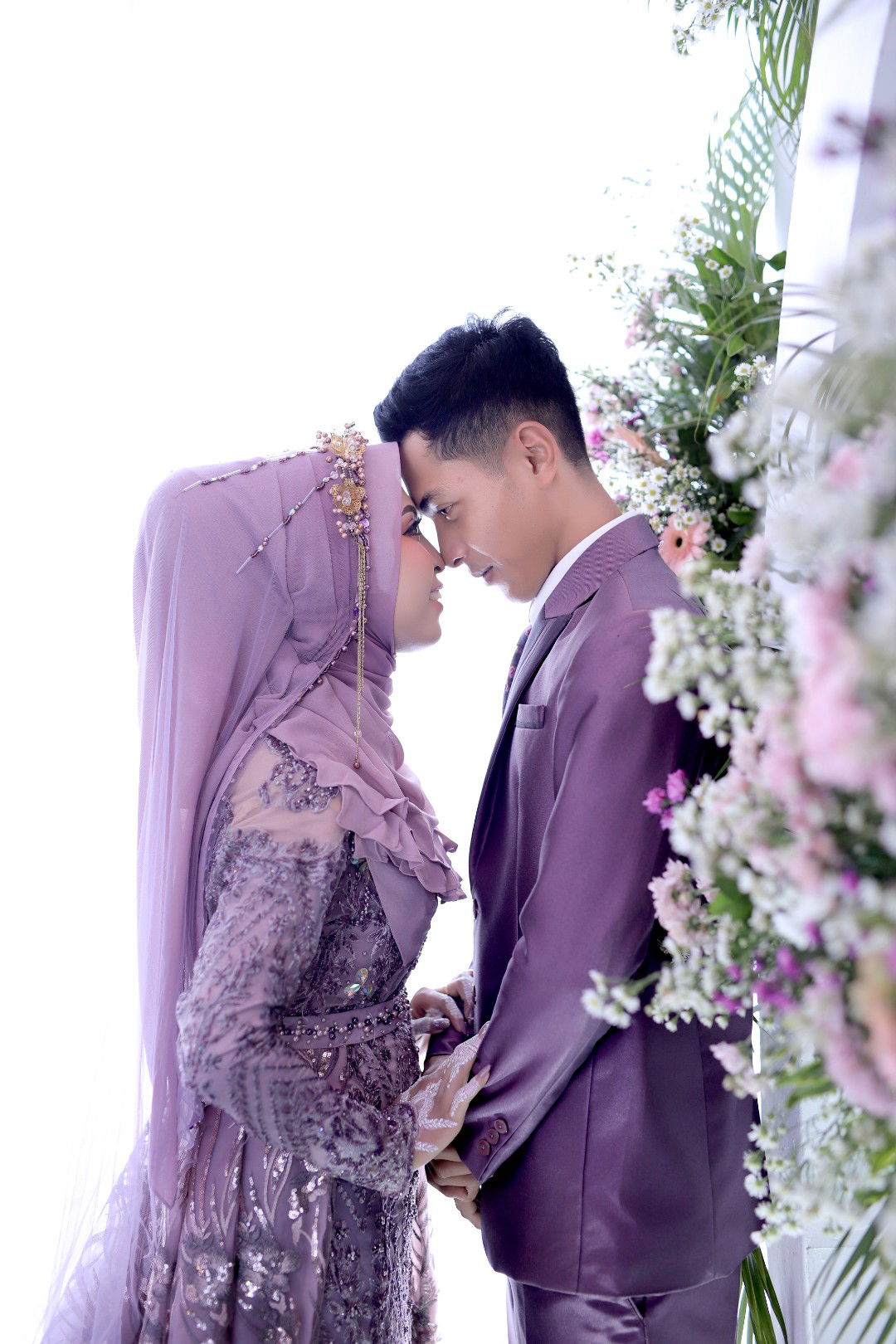 Naela Aziza profile icon