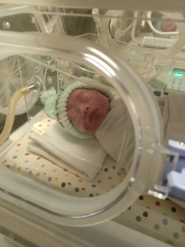 เด็กแฝดแตกแล้วจ้าเมื่อตอน4ทุ่ม