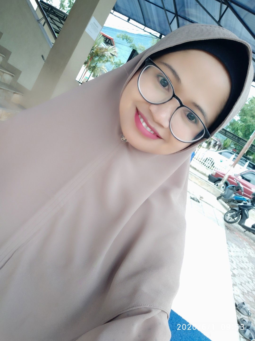 akhira delvia profile icon