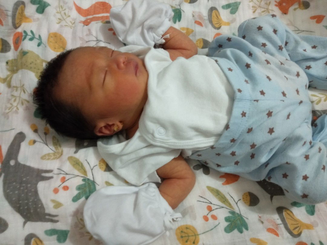 Louise De Luna profile icon