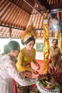 I Gusti Ayu Mita Komalasari profile icon
