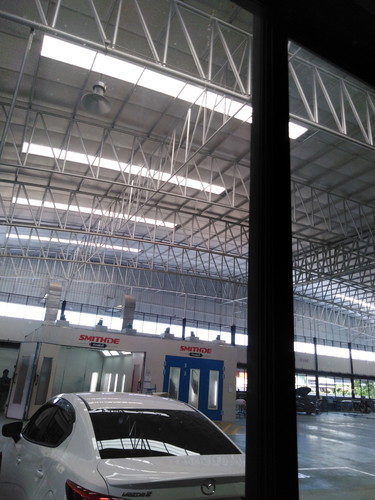 ทำงานใกล้กับทินเนอร์ทุกวัน.