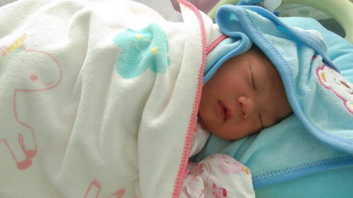 ผ่าคลอดค่ะ.น้องตัวใหญ่