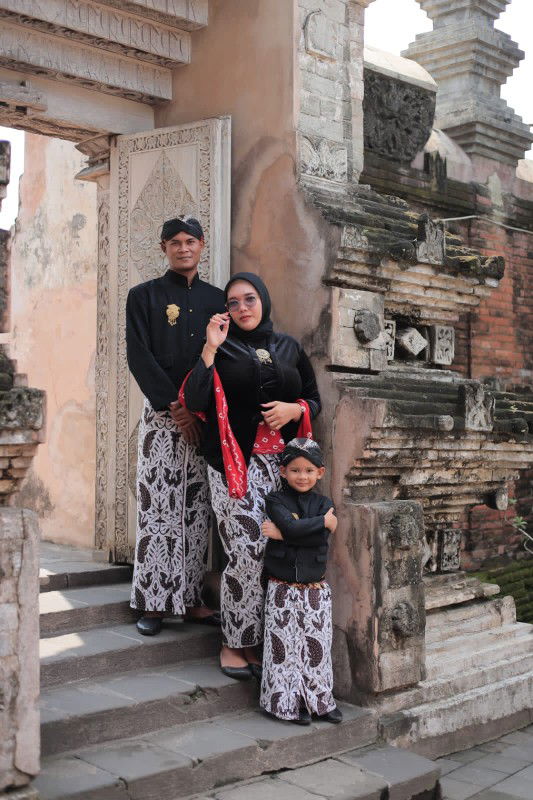 Rindang Mayang profile icon