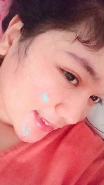 emi rainbow  profile icon